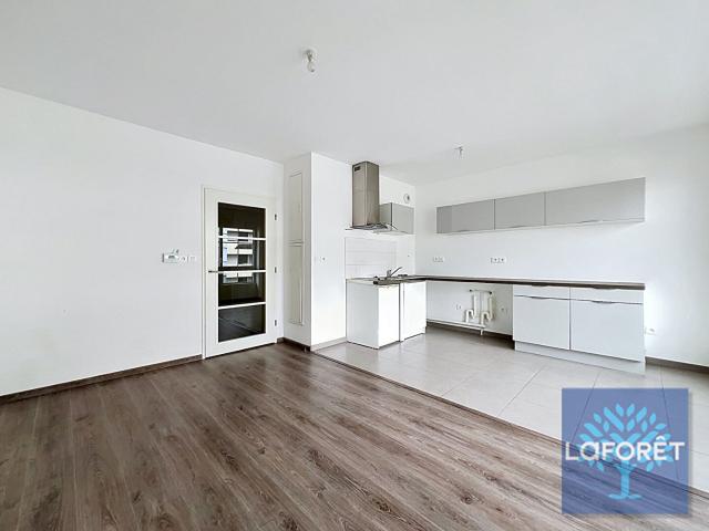 Appartement 1 pièce, 42 m² à louer à Valenciennes 59300