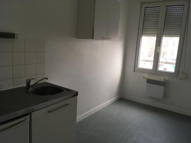 Appartement 1 pièce, 43 m² à louer à Reims 51100