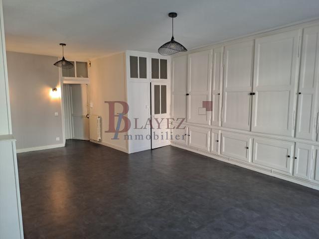 Appartement 1 pièce 54 m²