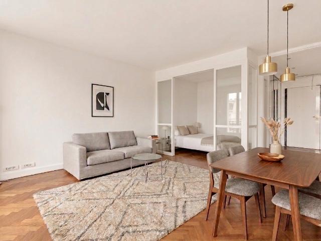 Appartement 1 pièce 55 m²