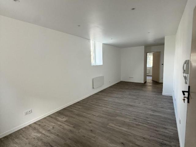 Appartement 1 pièce 56 m²