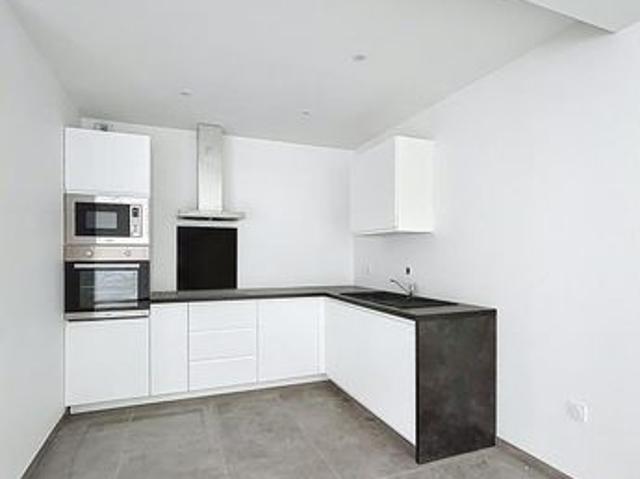 Appartement 1 pièce 57 m²