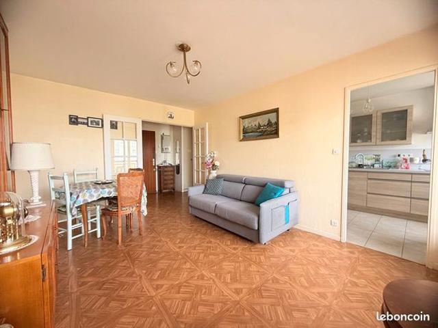 Appartement 1 pièce 50 m²