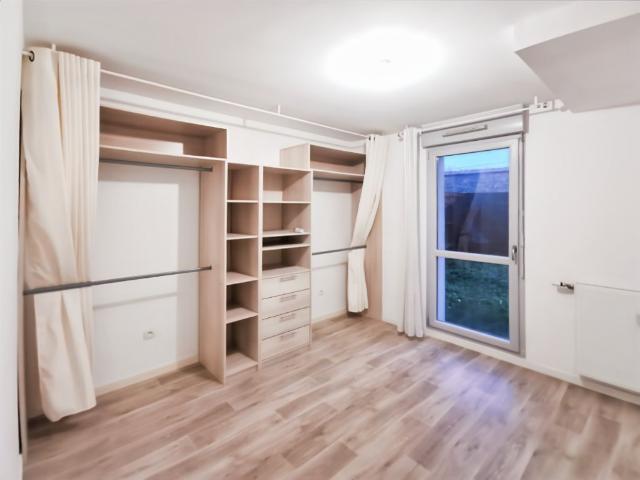 Appartement 1 pièce, 50 m² à louer à Reims 51100