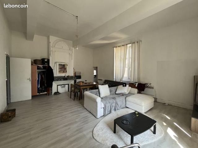 Appartement 1 pièce 51 m²