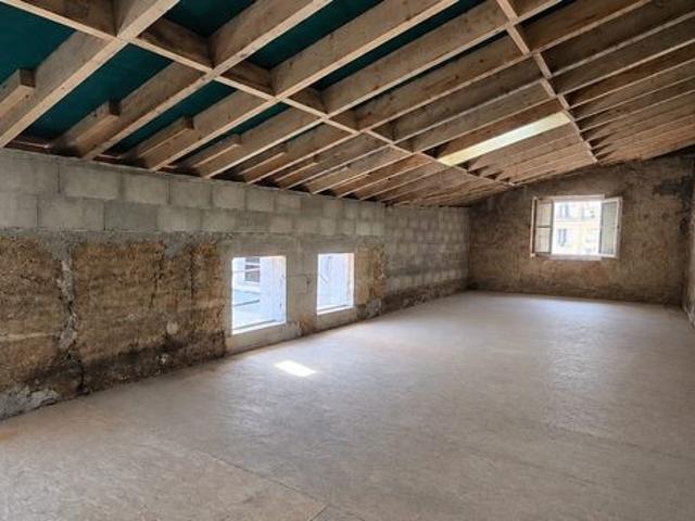 Appartement 1 pièce 51 m²