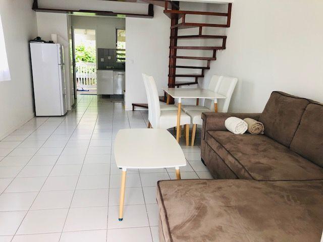 Appartement 1 pièce, 51 m² à louer à Les Abymes 97139