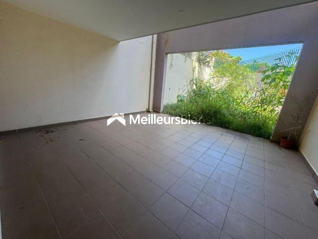 Appartement 1 pièce 53 m²