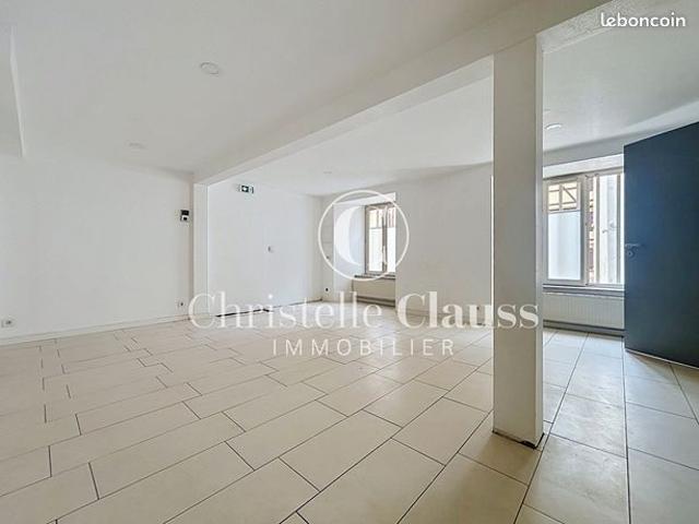 Appartement 1 pièce 53 m²