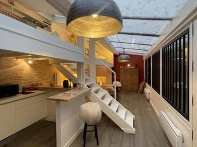 Appartement 1 pièce 53 m²