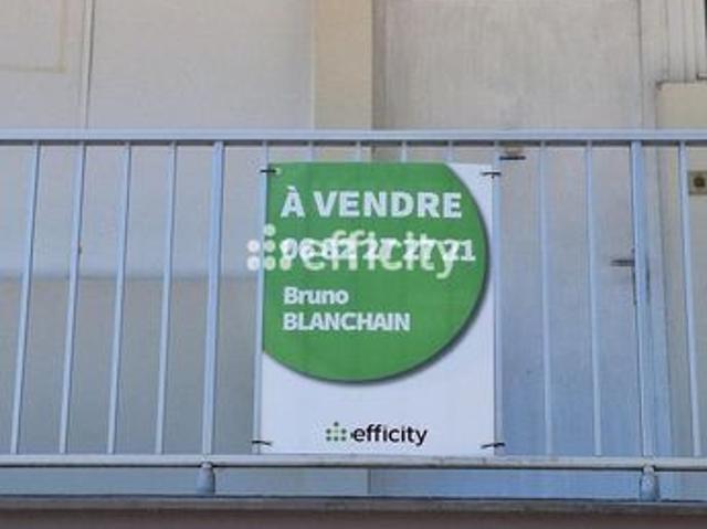 Appartement 1 pièce 64 m²