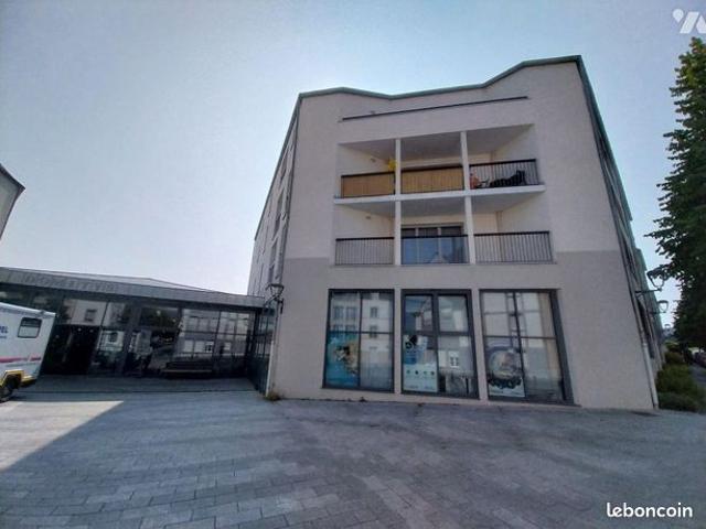 Appartement 1 pièce 65 m²