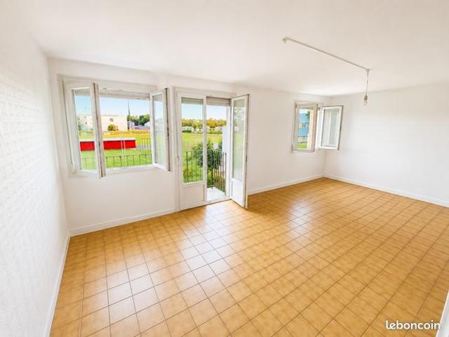 Appartement 1 pièce 65 m²