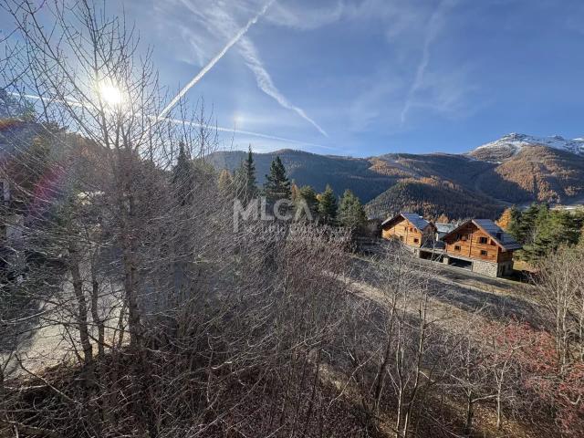 Appartement 1 pièce 63 m²
