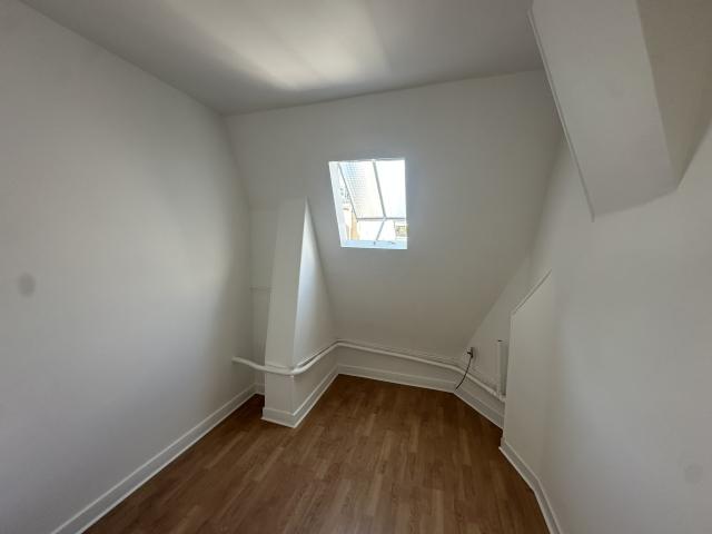 Appartement 1 pièce 6 m²