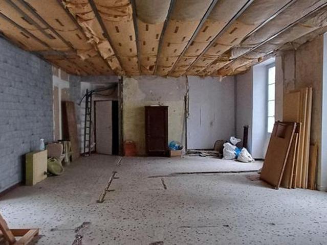 Appartement 1 pièce 76 m²