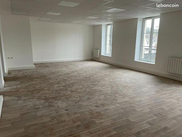 Appartement 1 pièce 76 m²