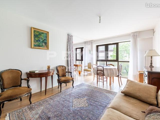 Appartement 1 pièce 70 m²