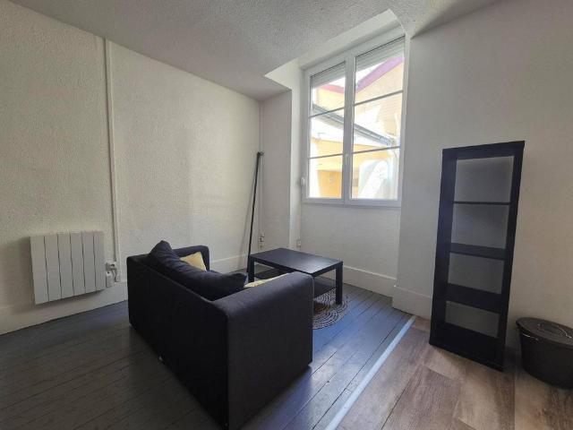Appartement 1 pièce 71000 Mâcon