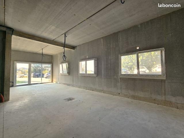 Appartement 1 pièce 71 m²