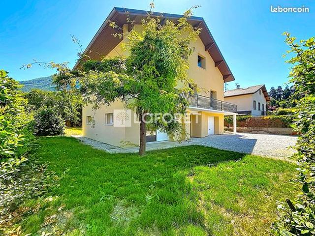 Appartement 1 pièce 84 m²