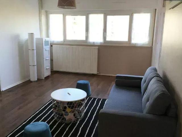 Appartement 1 pièce, 85 m² à louer à Talence 33400