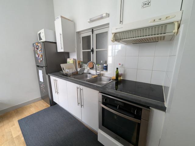 Appartement 1 pièce, 81 m² à louer à Nantes 44000