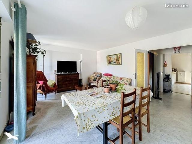 Appartement 1 pièce 83 m²