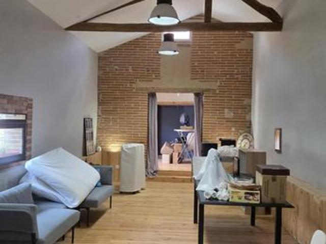 Grange 1 pièce 97 m²