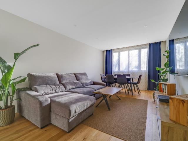 Appartement 1 pièce 99 m²