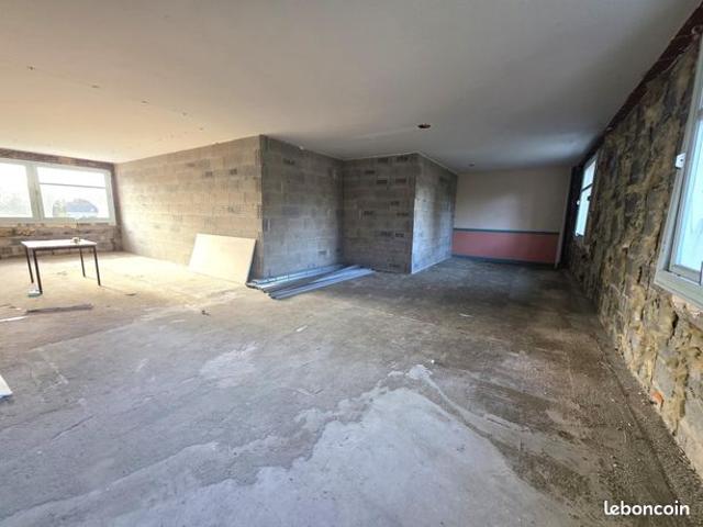 Appartement 1 pièce 90 m²