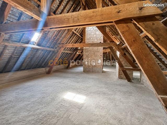 Appartement 1 pièce 93 m²
