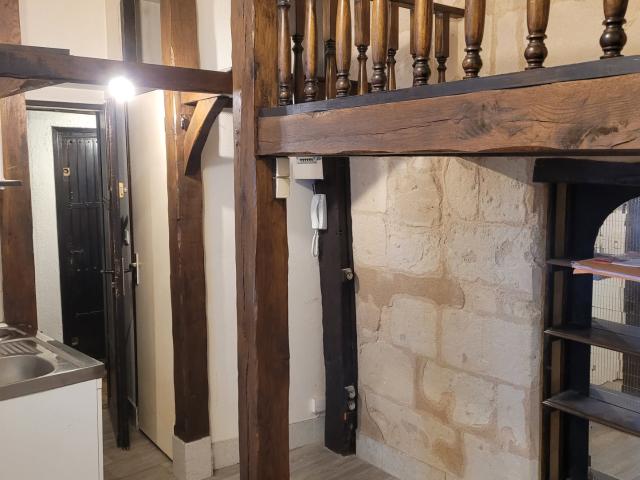 Appartement 1 pièce 9 m²