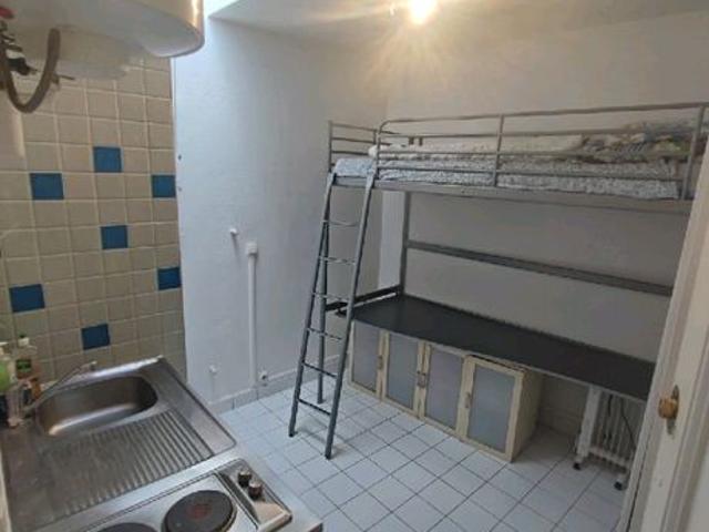 Appartement 1 pièce 9 m²