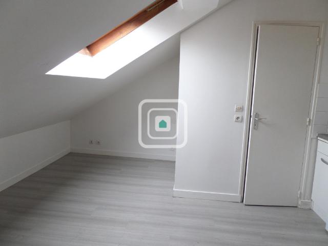 Appartement 1 pièce 9 m²
