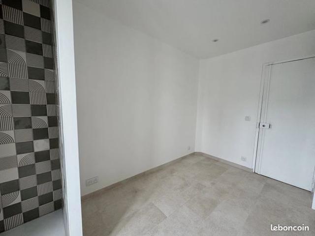 Appartement 1 pièce 9 m²