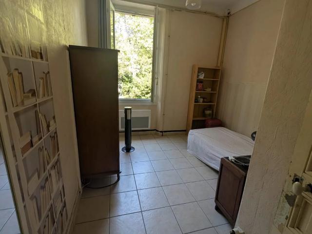Appartement 1 pièce 9 m²
