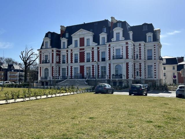 Appartement 1 pièce, 9 m² à louer à Émerainville 77184
