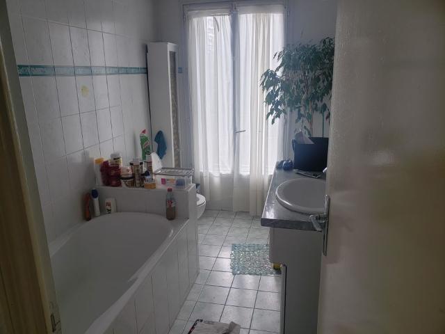 Appartement 1 pièce, 9 m² à louer à Neuilly Plaisance 93360