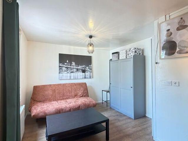 Appartement 1 pièces 20m2 REIMS 465 euros