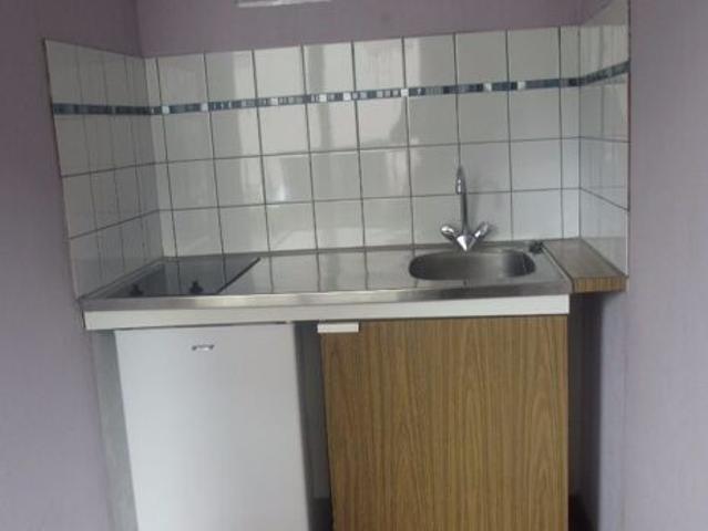 Appartement 1 pièces 22m2 REIMS 425 euros
