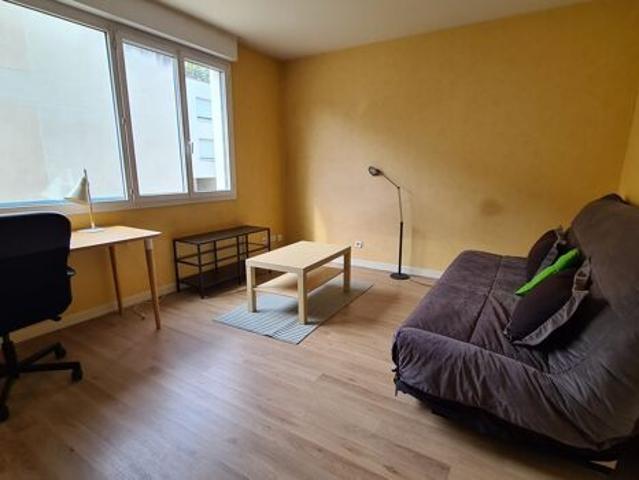 Appartement 1 pièces 28m2 REIMS 607 euros