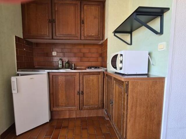 Appartement 1 pièces 29m2 REIMS 559 euros