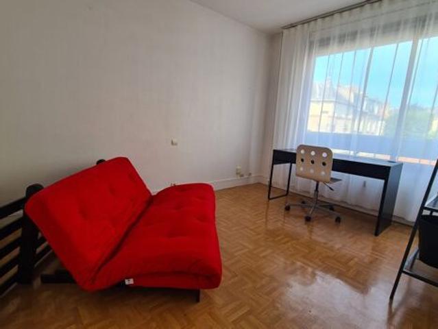 Appartement 1 pièces 29m2 REIMS 559 euros