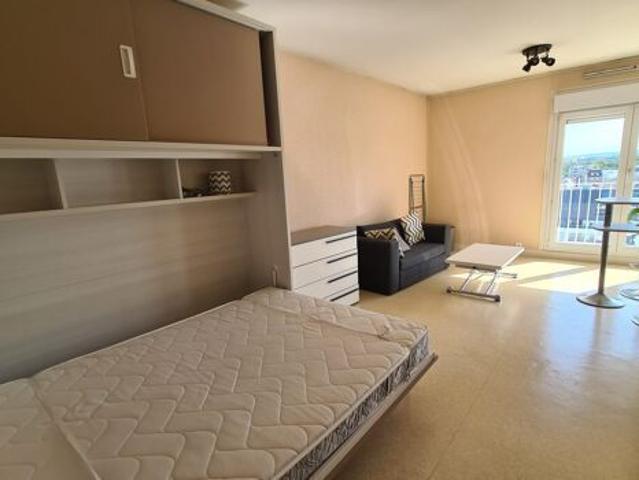 Appartement 1 pièces 33m2 REIMS 550 euros