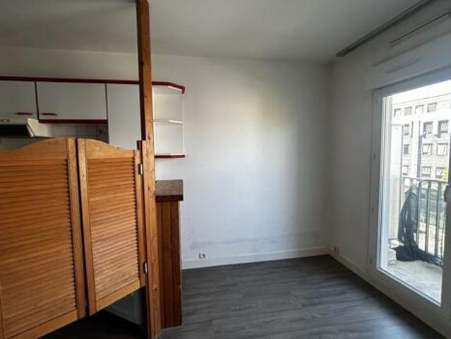 Appartement 1 pièces 33m2 REIMS 535 euros