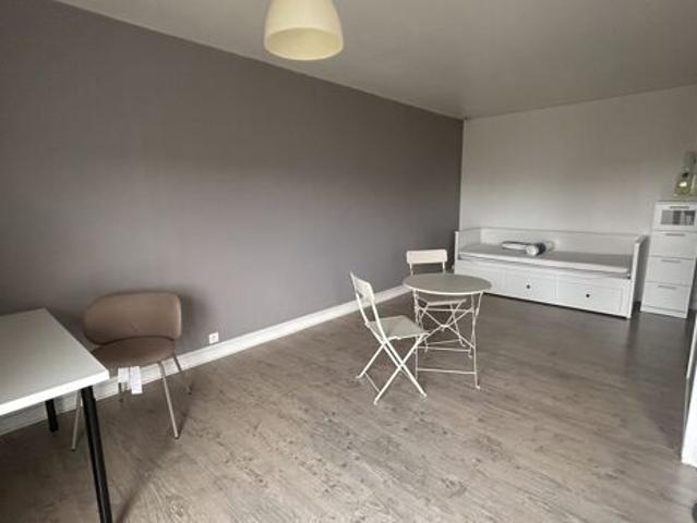 Appartement 1 pièces 34m2 REIMS 510 euros