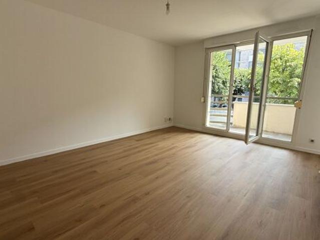 Appartement 1 pièces 36m2 REIMS 580 euros