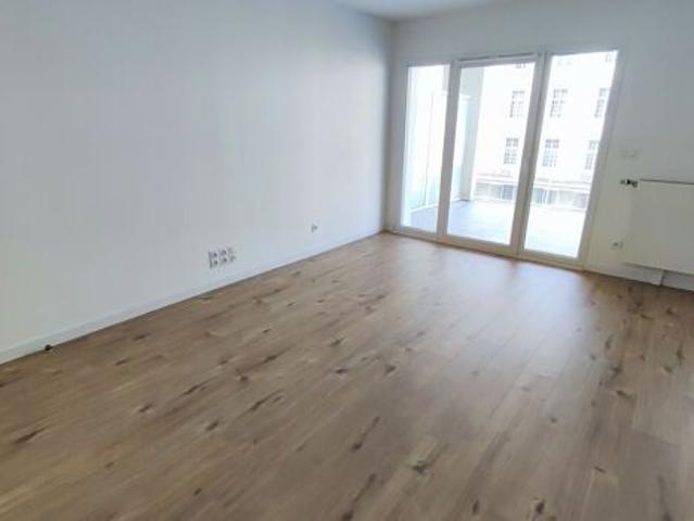 Appartement 1 pièces 38m2 REIMS 610 euros
