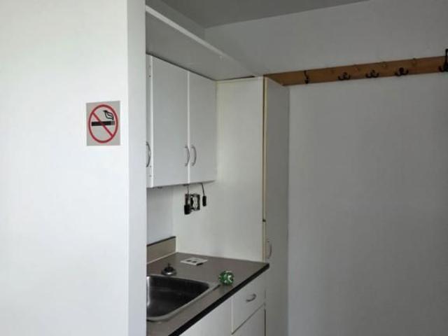 Appartement 1 1/2 à Saint Paul de Montminy chauffé éclairé disponible 1er juillet